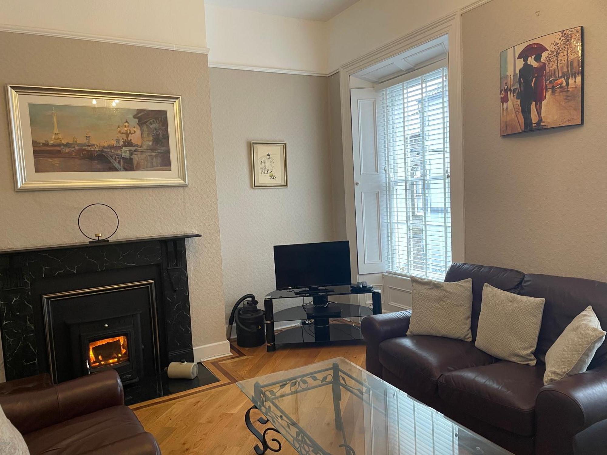 Parisian Style Townhouse Villa Carrick on Shannon Exterior foto